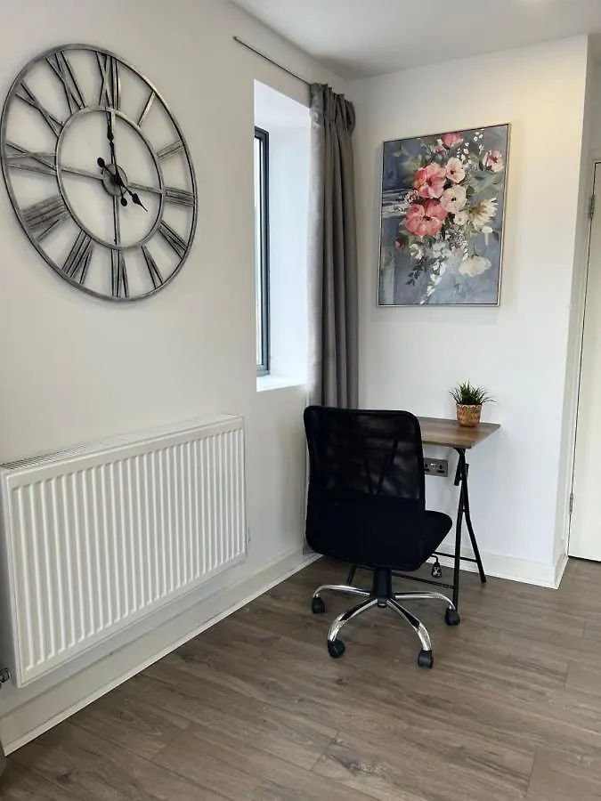 Сasa de vacaciones 3Bed Flat 3Wc And Great Location Near Excel City Airport O2 And Canning Town Station Villa Londres