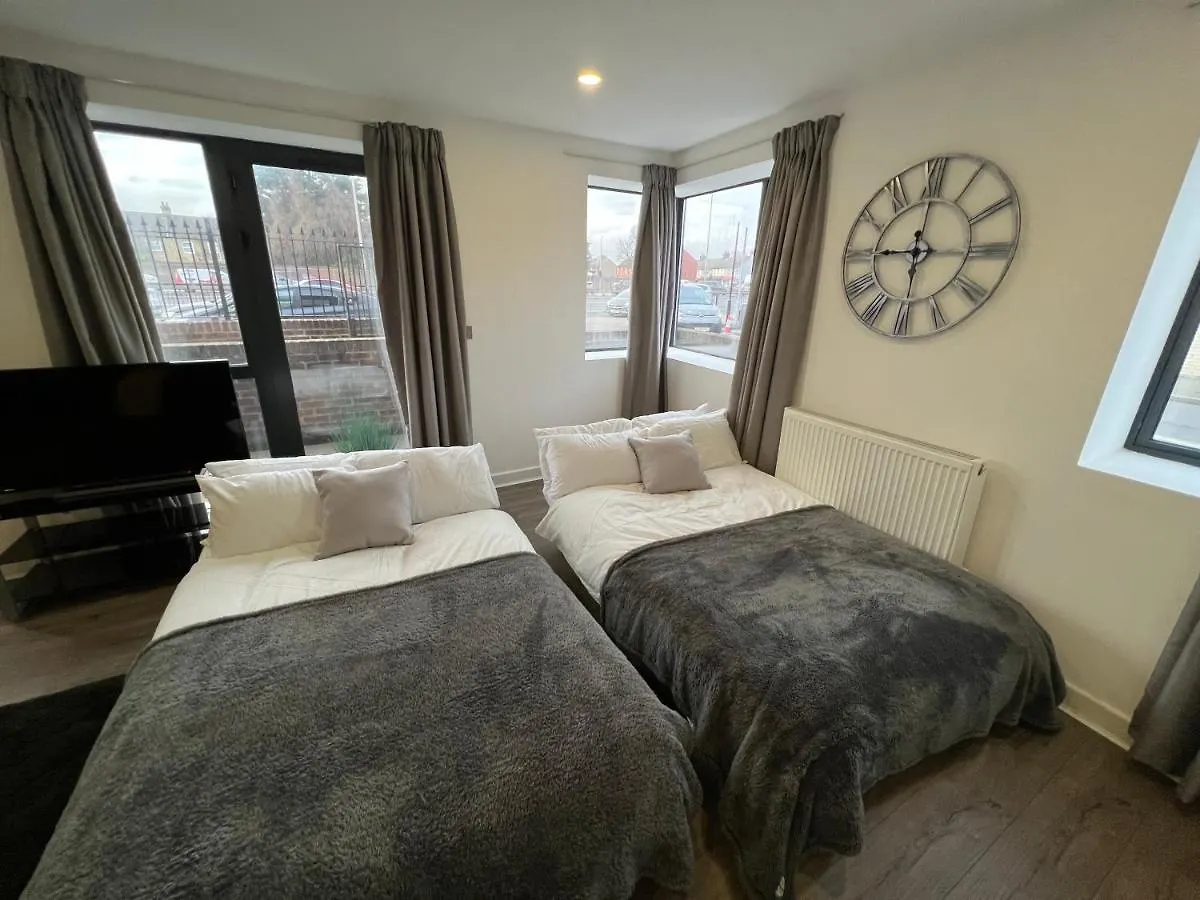 Сasa de vacaciones 3Bed Flat 3Wc And Great Location Near Excel City Airport O2 And Canning Town Station Villa Londres